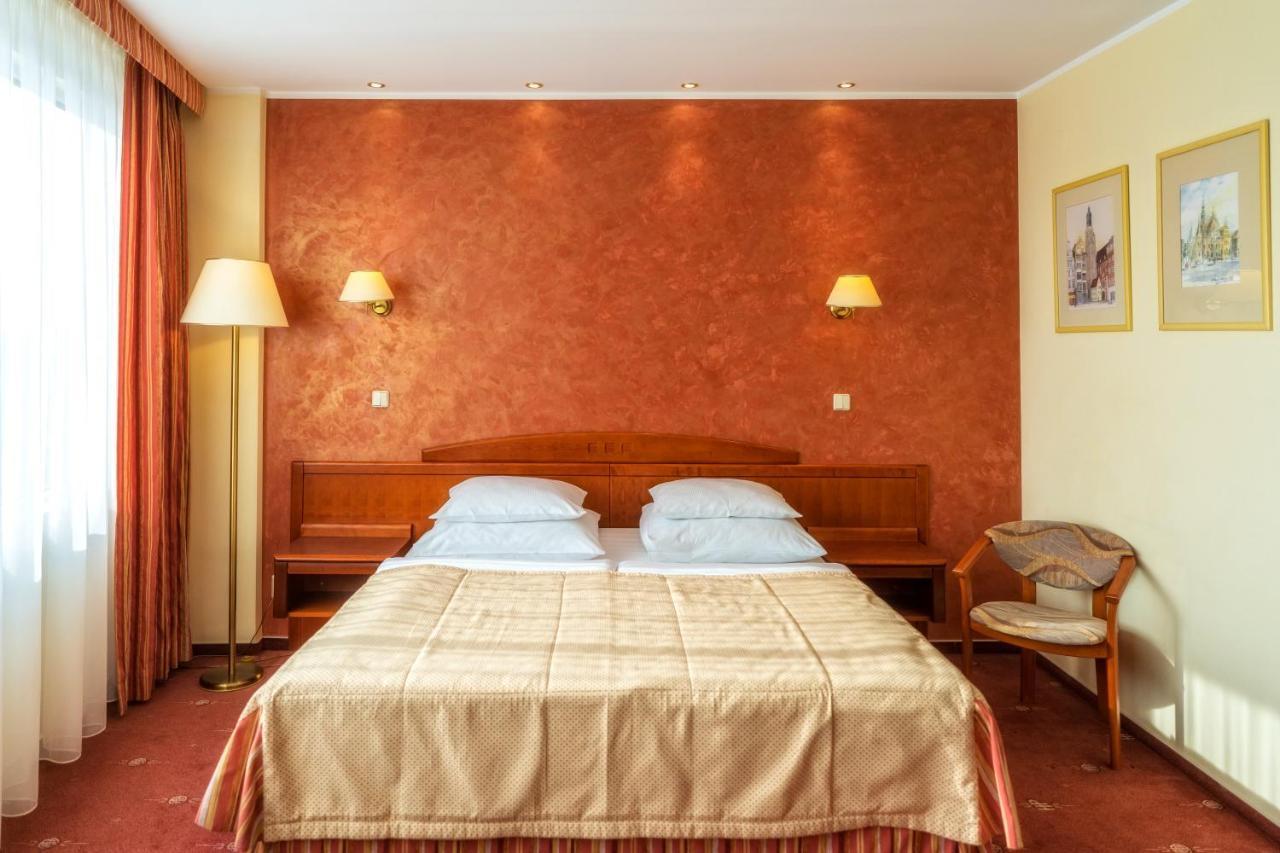 Hotel Hp Park Plaza Breslavia Exterior foto